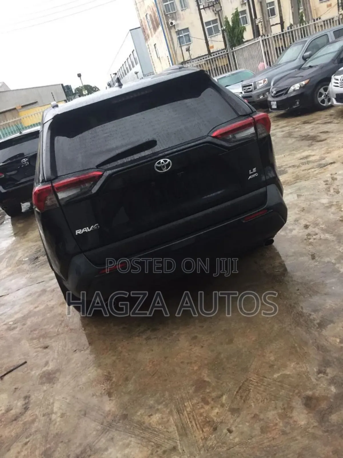 Toyota RAV4 LE AWD 2019 Black