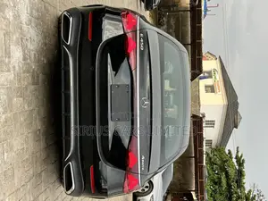 Mercedes-Benz E450 2025 Black