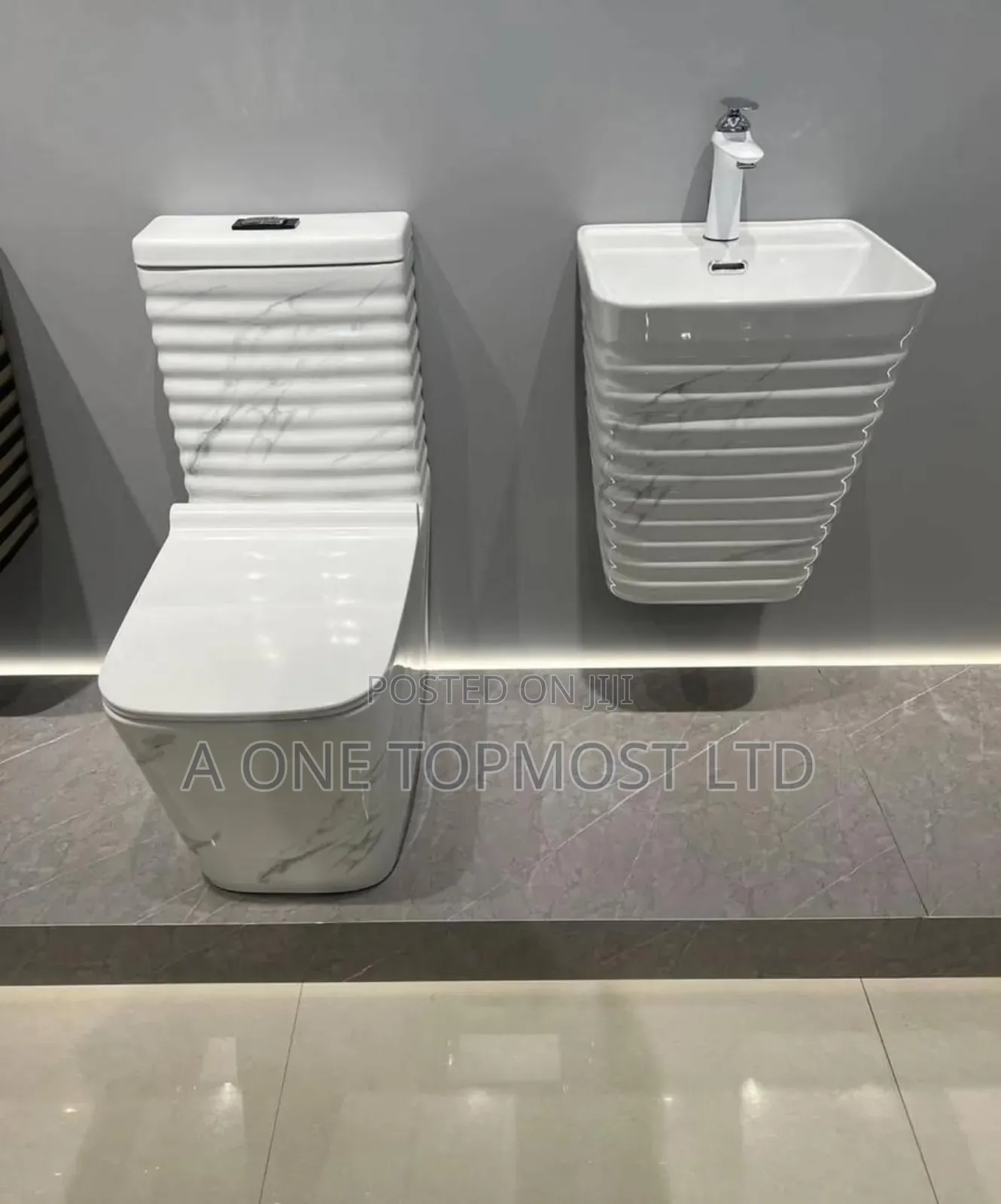 Luxury Water Closet Hanging Basin