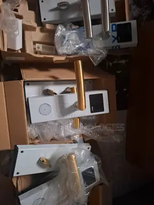 Card-Powered Hotel Automation: No Keys, No Delays.