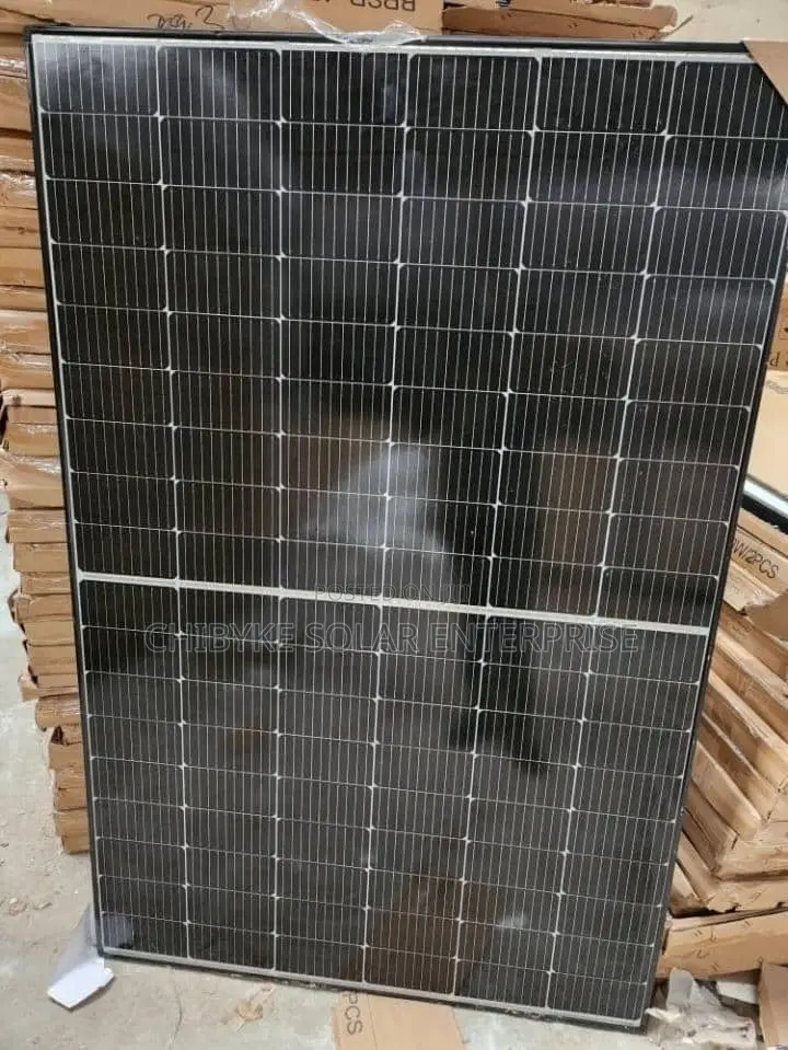 450watts Bluecarbon Solar Panel 108cells Halfcut Blackframe