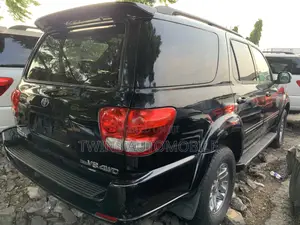 Toyota Sequoia Limited 4dr SUV 4WD (4.7L 8cyl 5A) 2007 Black