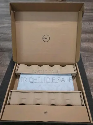 New Laptop Dell Inspiron 15 16GB Intel Core I7 SSD 1T