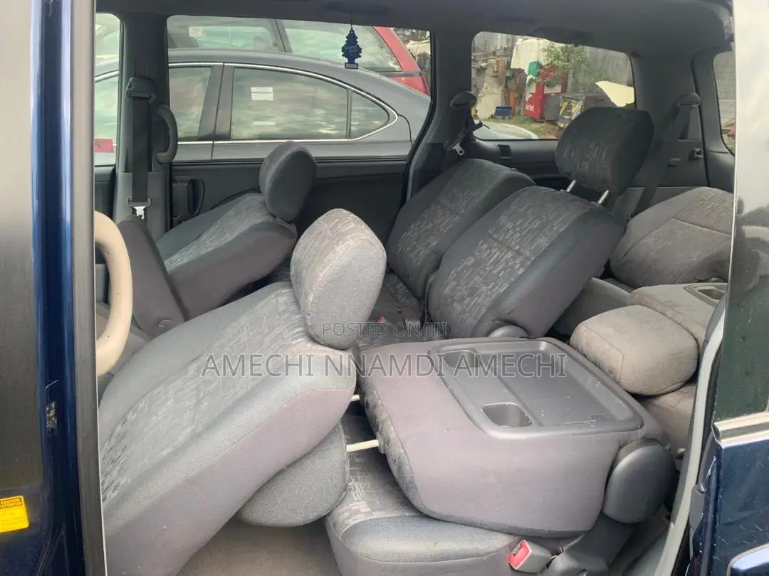 Toyota Previa 2025 Silver