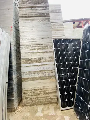 300watts 72cells Original Canadian Mono Crystalline Solar Panels
