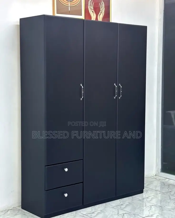 Luxury Standard Wardrobe