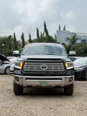 Photo - Toyota Tundra 2014 Black