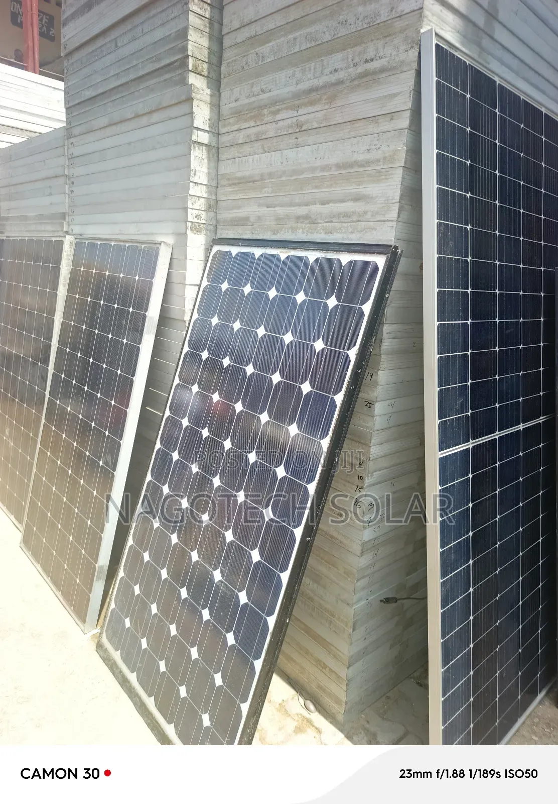 250watts Canadian Solar
