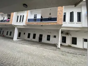 4bdrm Duplex in Lekki for rent