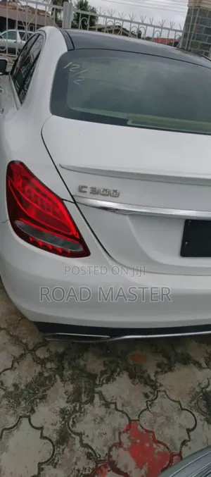 Mercedes-Benz C300 2016 White