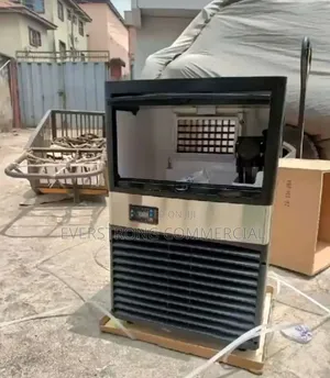 Ice Cube Machine