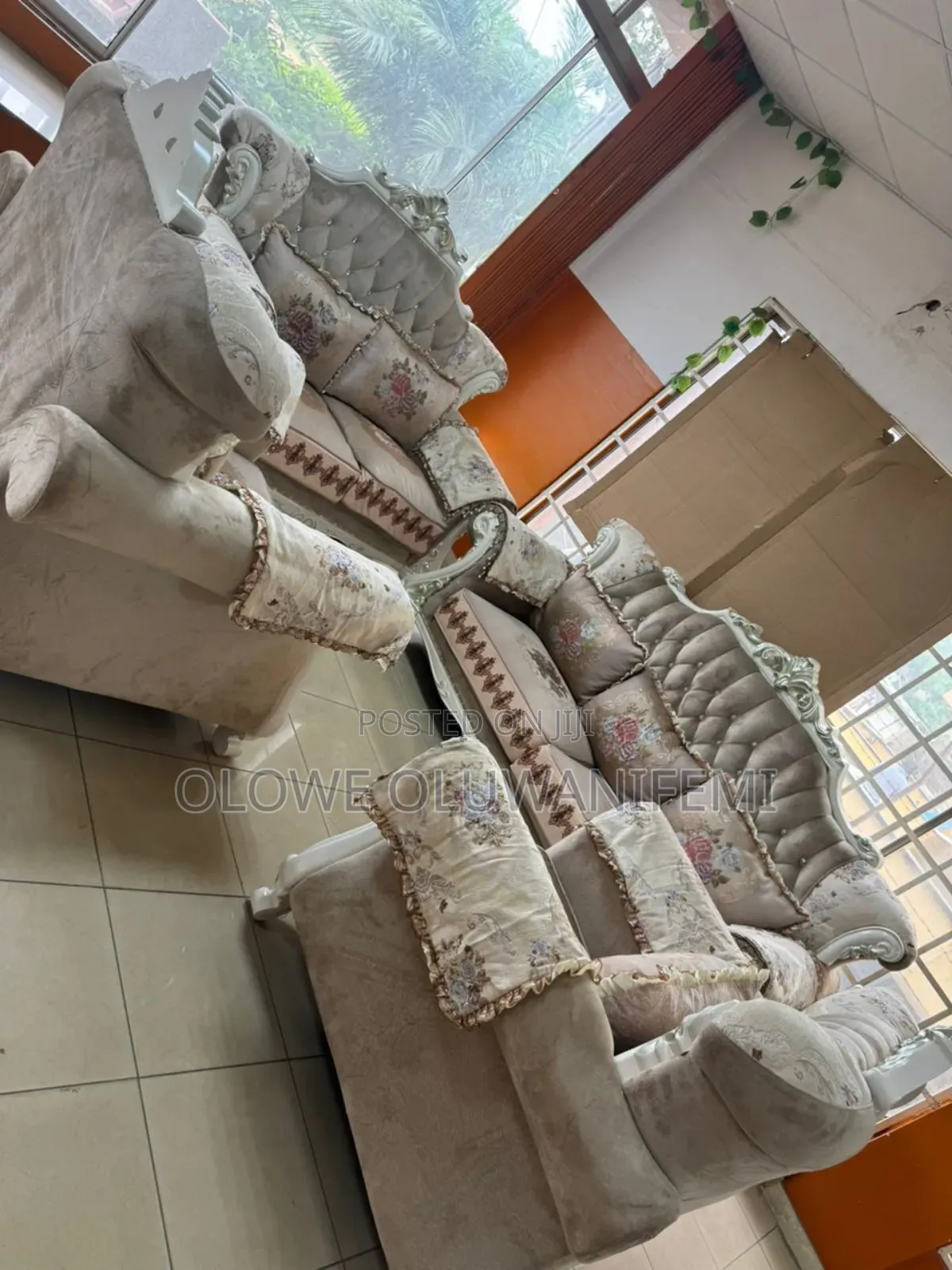 7 Seaters Imported Royal Sofa