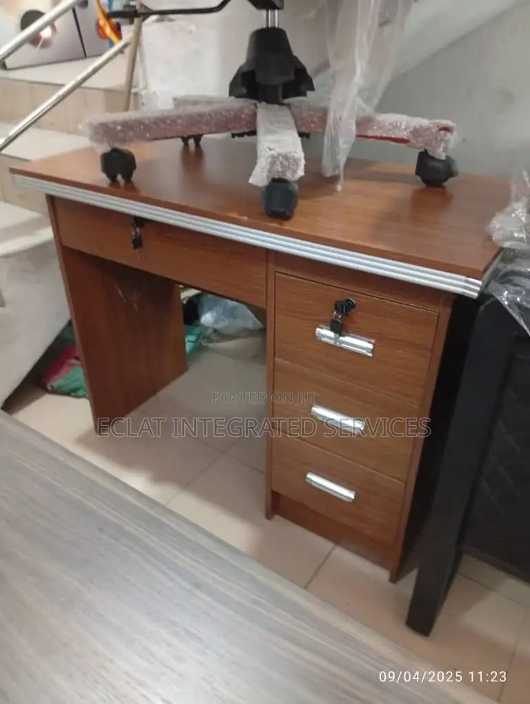 Office Table 1meter