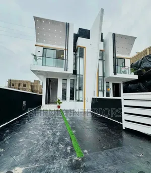 Design And Building Engineer
