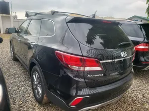 Hyundai Santa Fe Limited Ultimate AWD 2017 Black