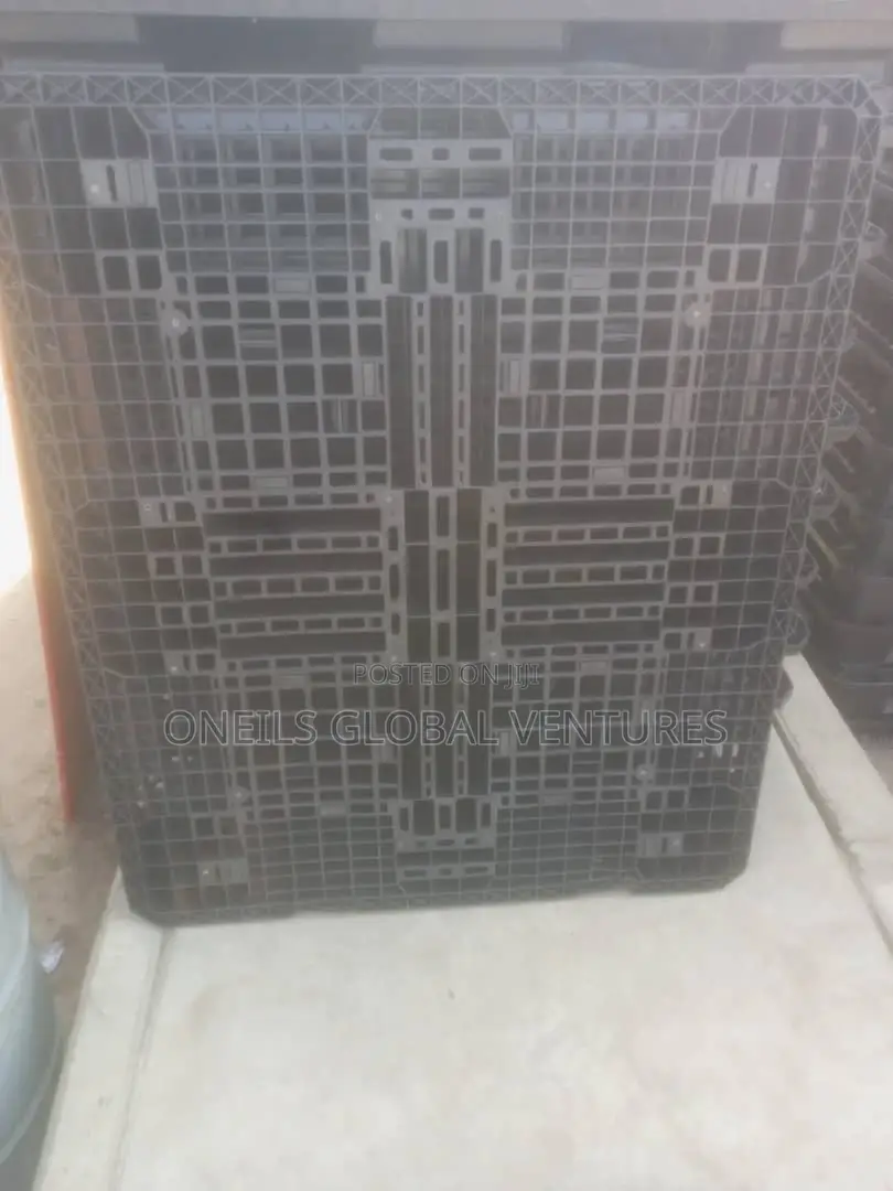 Warehouse Pallets