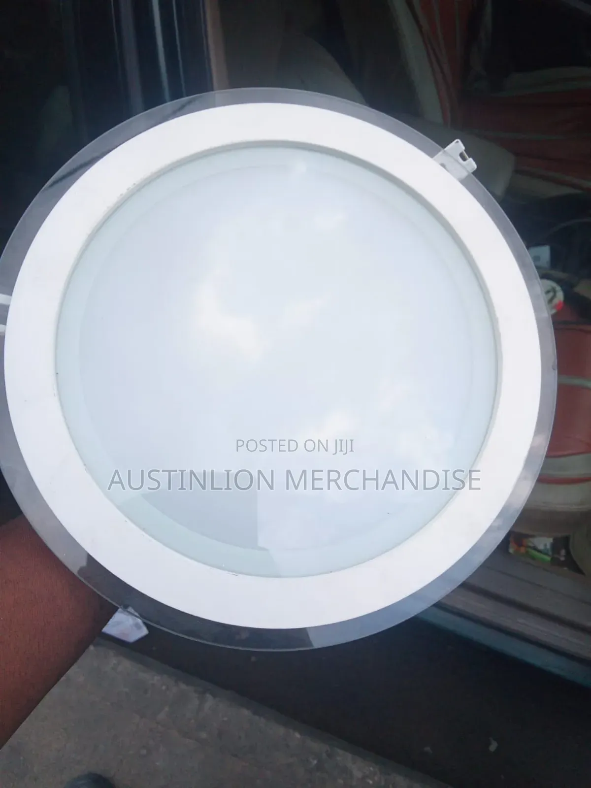 Recess Light Fitting