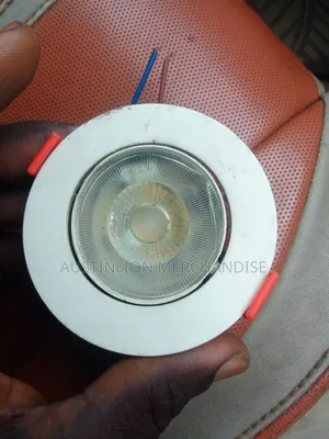 Recess Light Fitting