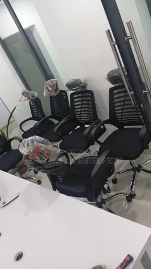 Beautiful Victory Chair With Swivel