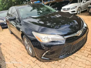 Photo - Toyota Camry LE 4dr Sedan (2.5L 4cyl 6A) 2015 Black