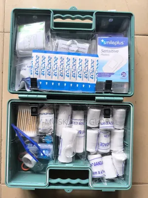First Aid Box (With Complete Accessories) 25 Persons