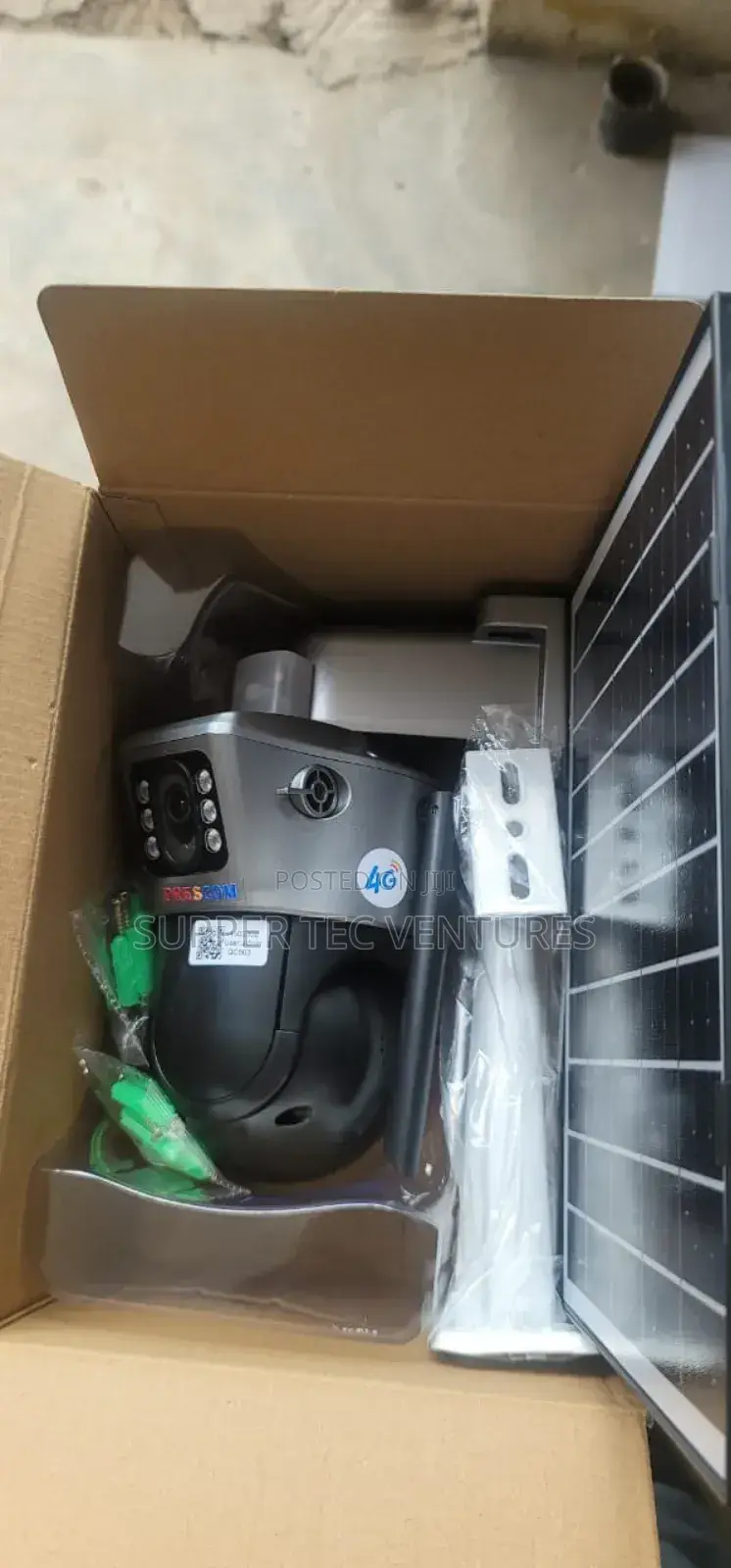 Solar Powered Smart PTZ Camera