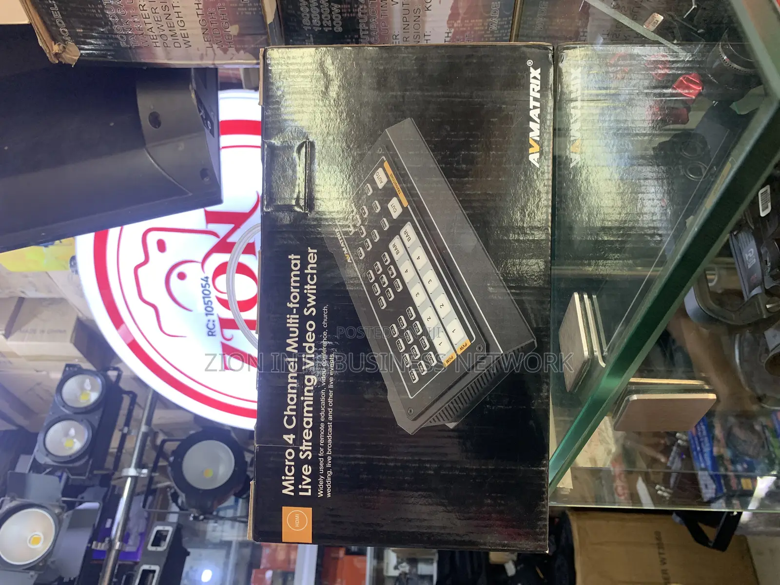 Av Matrix.