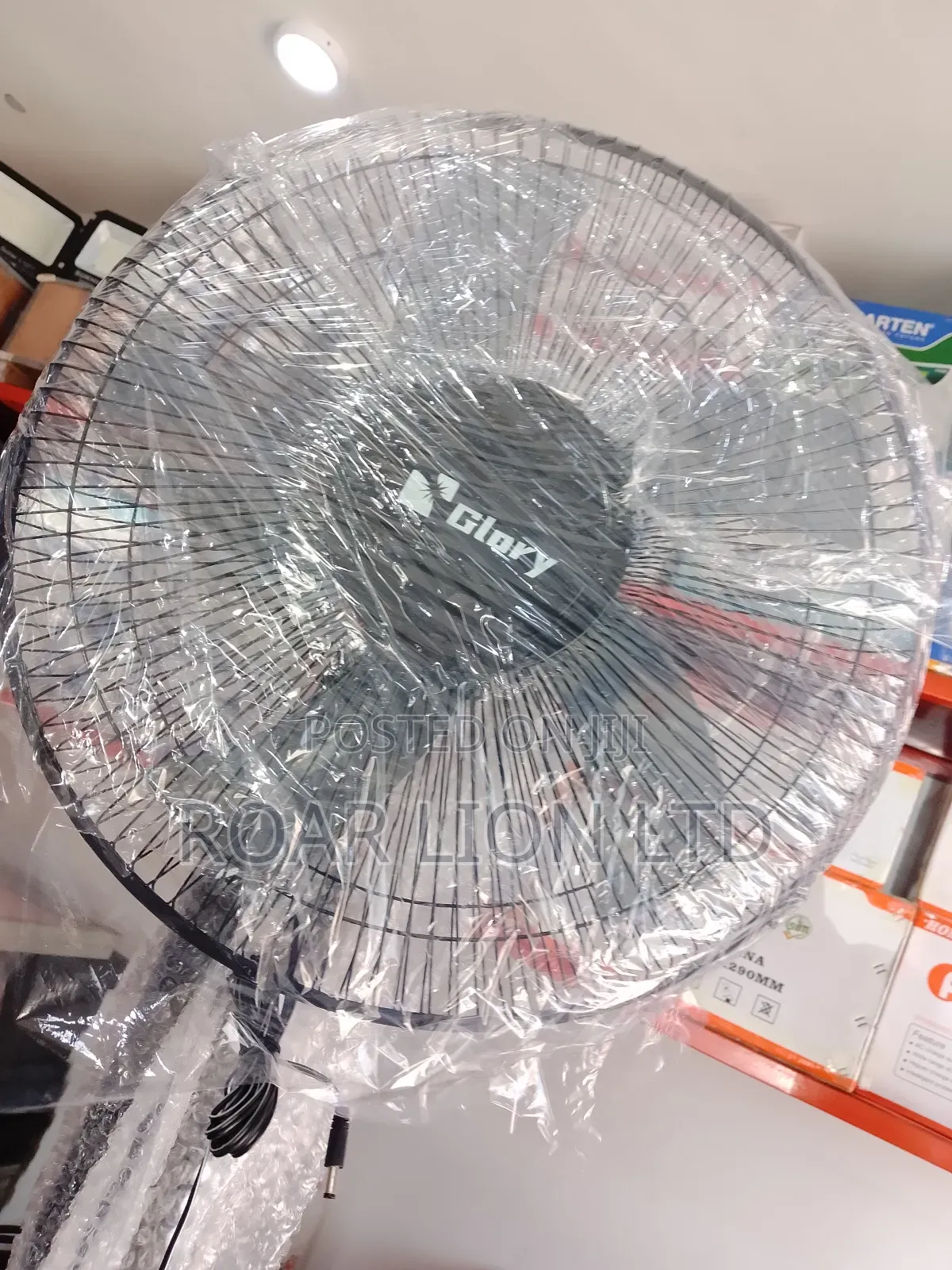 16inch Solar Rechargeable Fan With Panel