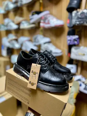 Quality Dr Martens Loafers