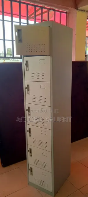 Metal Workers Locker With Individual Keys