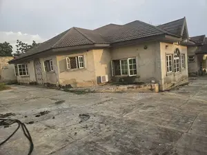 5bdrm Bungalow in Ringroad for sale