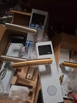 The Future of Hotel Entry: Fast,Secure,Intelligent.Card Lock