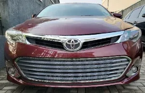 Toyota Avalon XLE 4dr Sedan (3.5L 6cyl 6A) 2014 Red