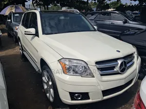 Mercedes-Benz GLK-Class 350 4MATIC 2012 White