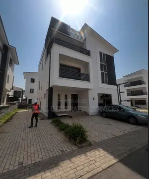 5bdrm House in Life Camp for rent