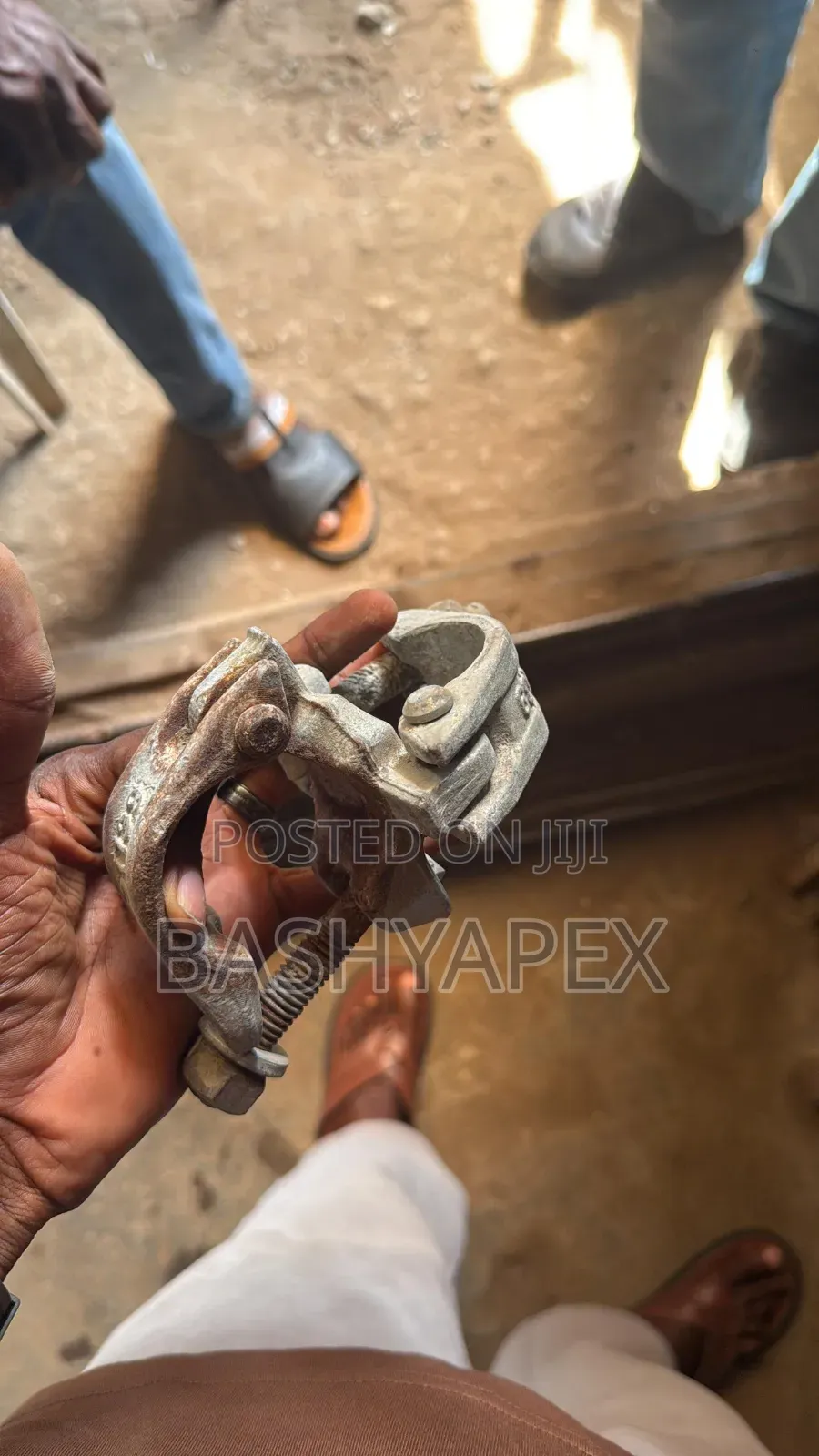 Scaffolding Pipes and Clips