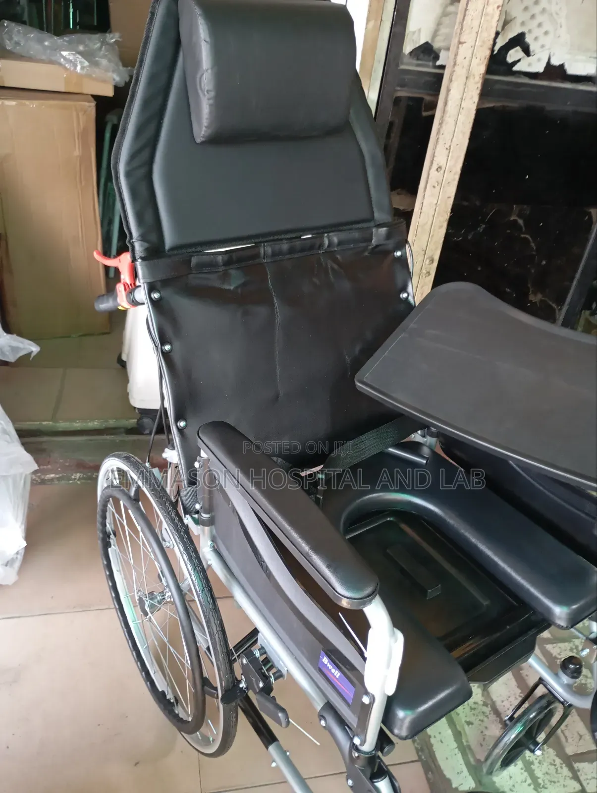Executive Recliner Commode Wheelchair With Serving Table