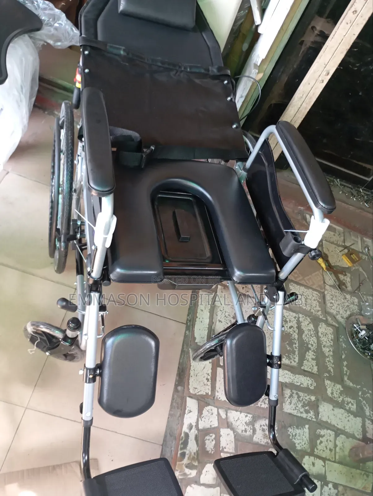 Executive Recliner Commode Wheelchair With Serving Table