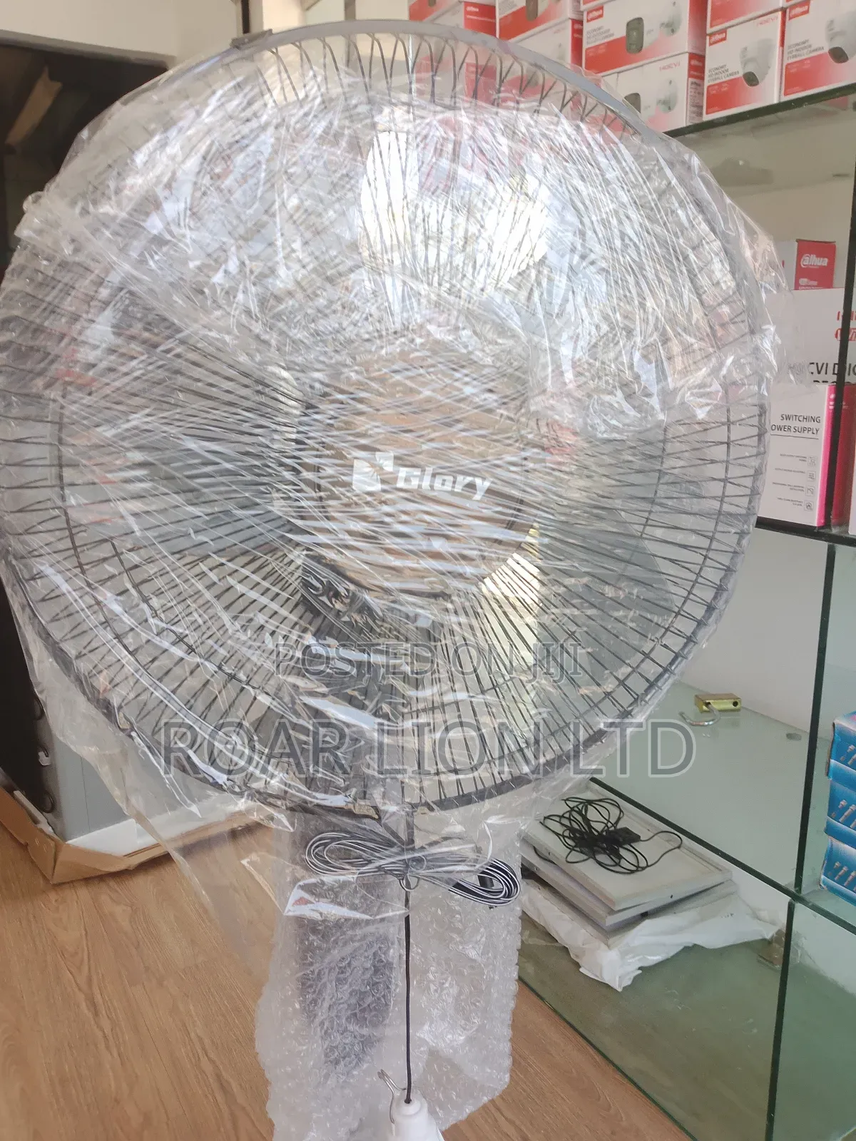 16inch Solar Rechargeable Fan With Panel