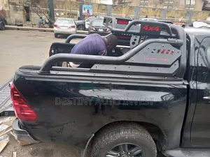 Rollover Bar/Booth Bar/Booth Carrier
