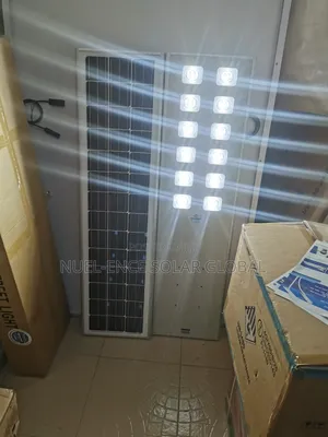 100w Wakatck Solar Street Light