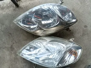 Photo - Headlamp Toyota Corolla 2003 Bank Model