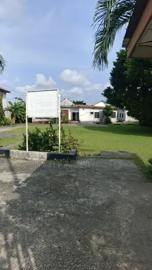 4bdrm Bungalow in GRA Phase 2 / Port-Harcourt for rent