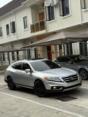 Photo - Honda Accord 2013 Silver