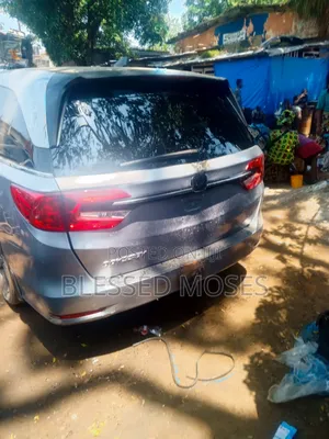 Honda Odyssey 2020 Back Glass