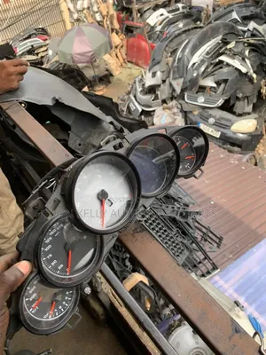 Porsche Panamera Speed Clock