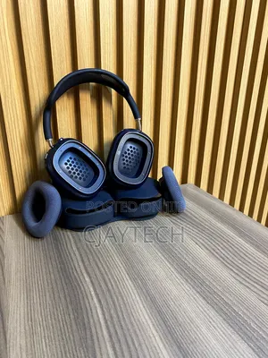 Photo - Used Apple Airpods Max Type_c(2nd Gen)Mint Condition