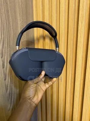 Photo - Used Apple Airpods Max(2nd Gen)Active Noise Cancellation