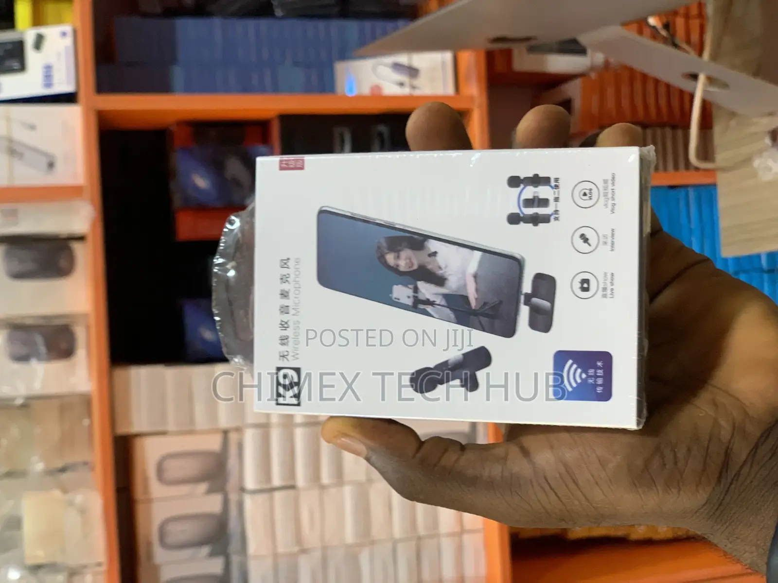 Lapel Wireless Mic for Video Making