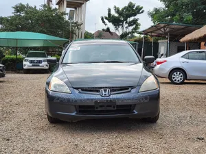 Photo - Honda Accord 2006 Gray